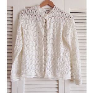Vintage beautiful ivory knit cardigan